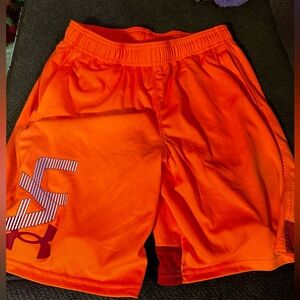Under Armour shorts men’s small